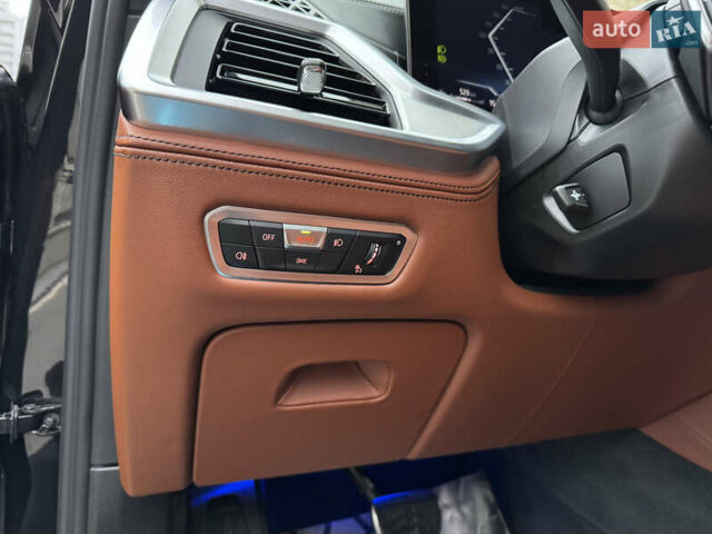 Чорний БМВ X7, об'ємом двигуна 2.99 л та пробігом 42 тис. км за 127700 $, фото 39 на Automoto.ua