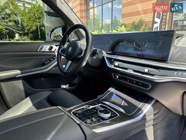 Черный БМВ X7, объемом двигателя 2.99 л и пробегом 33 тыс. км за 140000 $, фото 27 на Automoto.ua