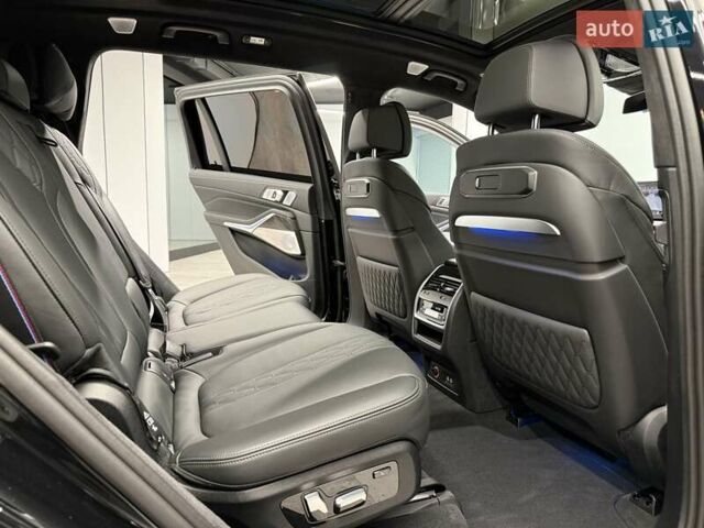 Черный БМВ X7, объемом двигателя 4.39 л и пробегом 25 тыс. км за 155990 $, фото 46 на Automoto.ua