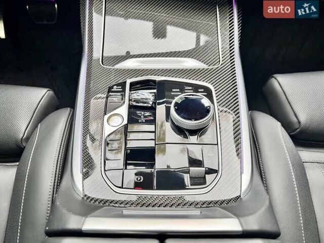 Черный БМВ X7, объемом двигателя 2.99 л и пробегом 33 тыс. км за 129999 $, фото 39 на Automoto.ua