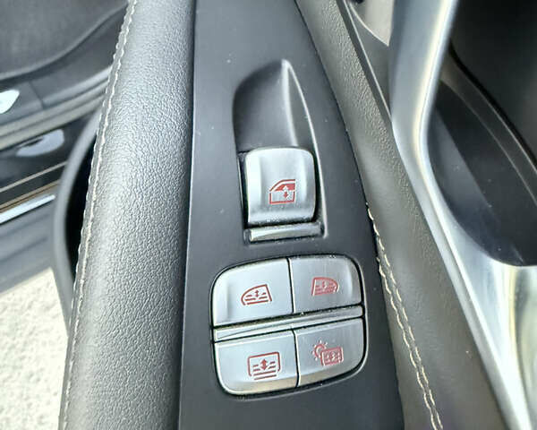 Черный БМВ X7, объемом двигателя 3 л и пробегом 28 тыс. км за 93000 $, фото 59 на Automoto.ua