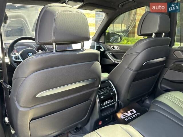 Черный БМВ X7, объемом двигателя 2.99 л и пробегом 33 тыс. км за 140000 $, фото 32 на Automoto.ua