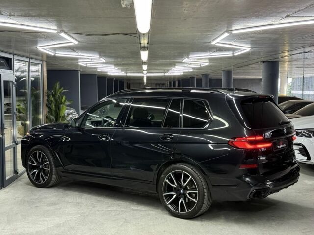 Черный БМВ X7, объемом двигателя 3 л и пробегом 25 тыс. км за 83900 $, фото 12 на Automoto.ua