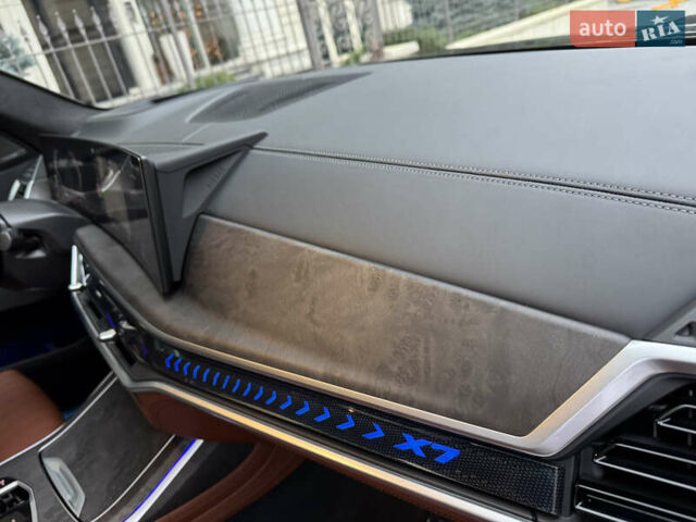Чорний БМВ X7, об'ємом двигуна 2.99 л та пробігом 42 тис. км за 127700 $, фото 34 на Automoto.ua