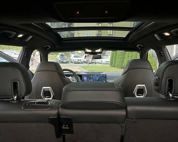 Черный БМВ X7, объемом двигателя 2.99 л и пробегом 60 тыс. км за 124999 $, фото 4 на Automoto.ua
