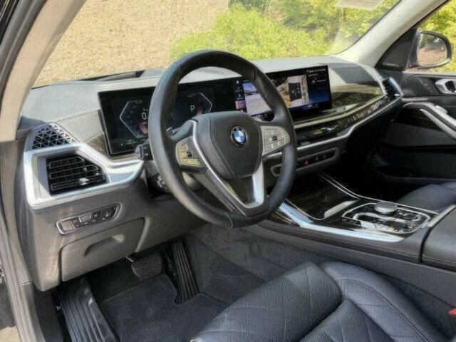 Черный БМВ X7, объемом двигателя 3 л и пробегом 25 тыс. км за 50000 $, фото 8 на Automoto.ua