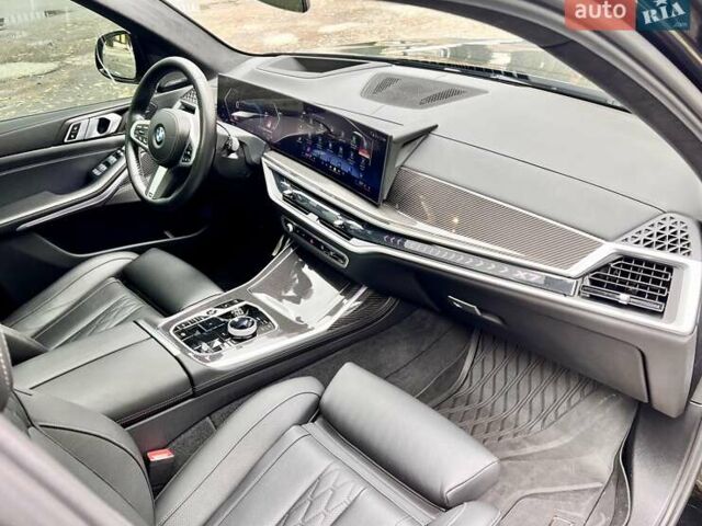 Черный БМВ X7, объемом двигателя 2.99 л и пробегом 33 тыс. км за 129999 $, фото 64 на Automoto.ua