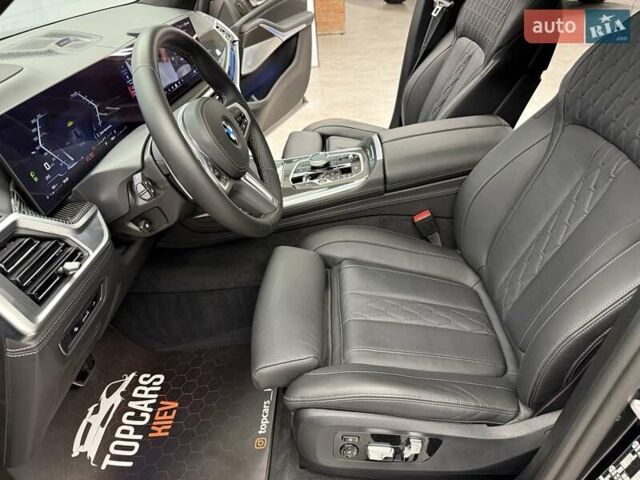 Черный БМВ X7, объемом двигателя 4.39 л и пробегом 25 тыс. км за 155990 $, фото 31 на Automoto.ua