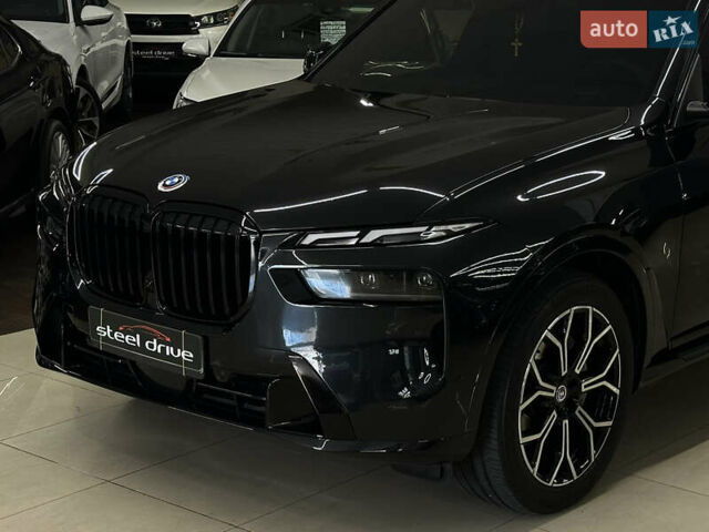 Черный БМВ X7, объемом двигателя 3 л и пробегом 29 тыс. км за 84999 $, фото 9 на Automoto.ua