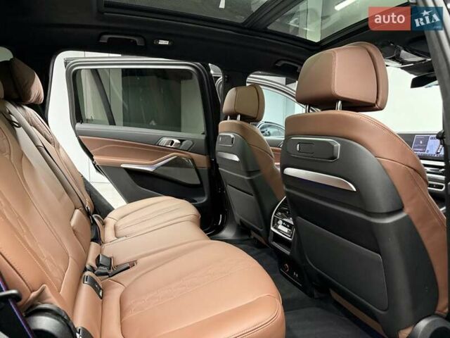 Чорний БМВ X7, об'ємом двигуна 2.99 л та пробігом 32 тис. км за 131800 $, фото 37 на Automoto.ua