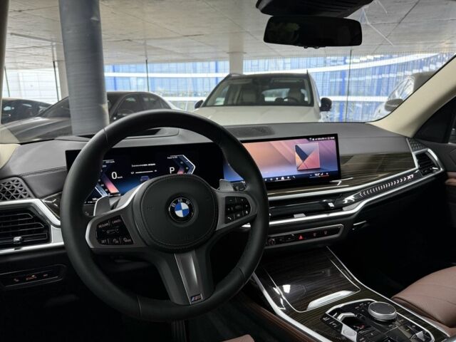 Черный БМВ X7, объемом двигателя 3 л и пробегом 25 тыс. км за 83900 $, фото 19 на Automoto.ua