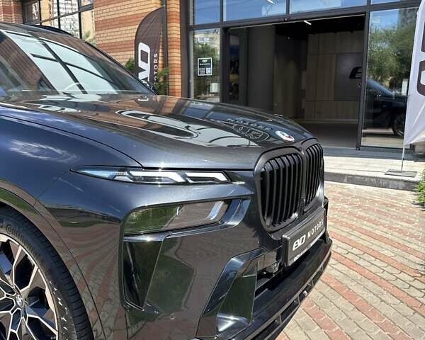 Черный БМВ X7, объемом двигателя 2.99 л и пробегом 33 тыс. км за 140000 $, фото 6 на Automoto.ua