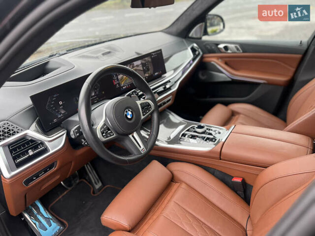 Черный БМВ X7, объемом двигателя 4.39 л и пробегом 20 тыс. км за 149500 $, фото 11 на Automoto.ua