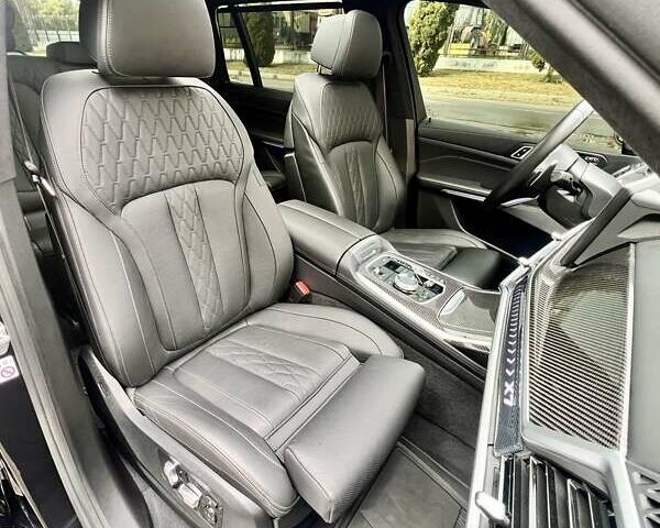 Черный БМВ X7, объемом двигателя 2.99 л и пробегом 33 тыс. км за 129999 $, фото 67 на Automoto.ua