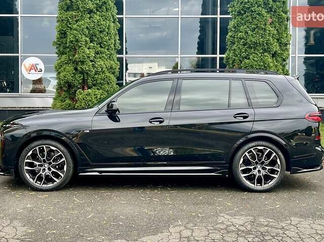 Черный БМВ X7, объемом двигателя 2.99 л и пробегом 33 тыс. км за 129999 $, фото 1 на Automoto.ua
