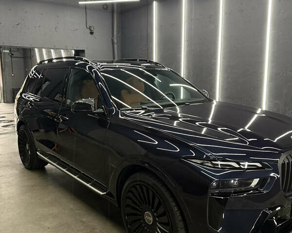 Черный БМВ X7, объемом двигателя 3 л и пробегом 29 тыс. км за 100000 $, фото 24 на Automoto.ua