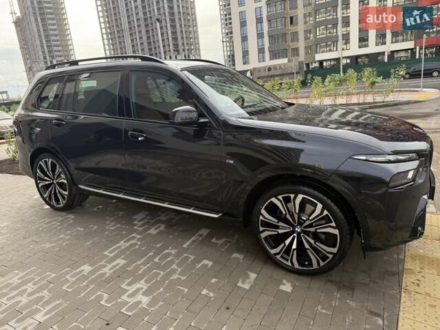Черный БМВ X7, объемом двигателя 3 л и пробегом 1 тыс. км за 144111 $, фото 34 на Automoto.ua