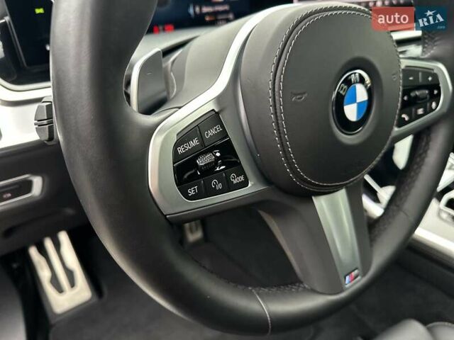 Черный БМВ X7, объемом двигателя 2.99 л и пробегом 10 тыс. км за 145555 $, фото 26 на Automoto.ua