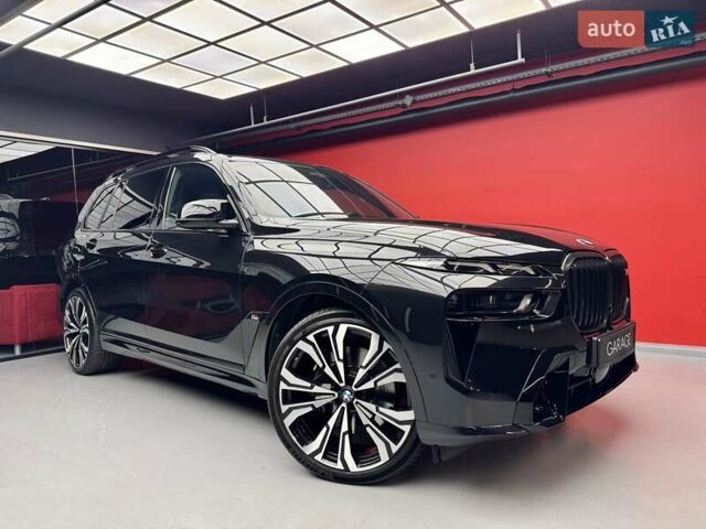 Черный БМВ X7, объемом двигателя 4.4 л и пробегом 61 тыс. км за 140900 $, фото 7 на Automoto.ua