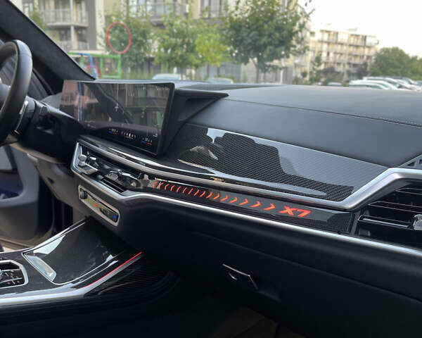 Черный БМВ X7, объемом двигателя 2.99 л и пробегом 60 тыс. км за 124999 $, фото 34 на Automoto.ua