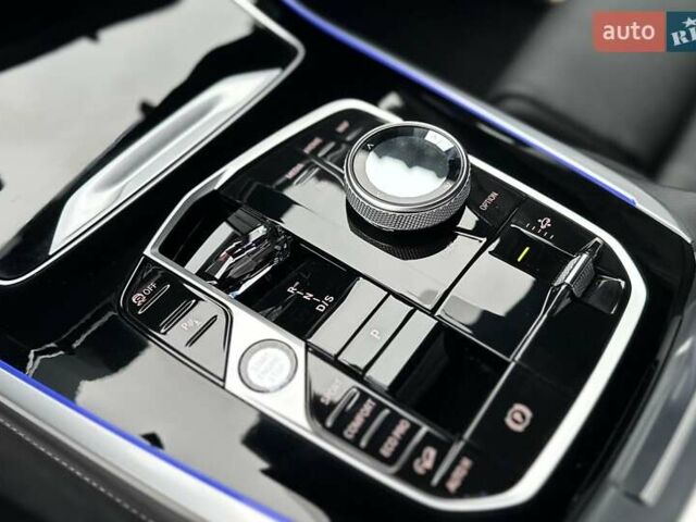 Черный БМВ X7, объемом двигателя 2.99 л и пробегом 10 тыс. км за 145555 $, фото 31 на Automoto.ua