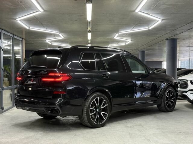 Черный БМВ X7, объемом двигателя 3 л и пробегом 25 тыс. км за 83900 $, фото 10 на Automoto.ua
