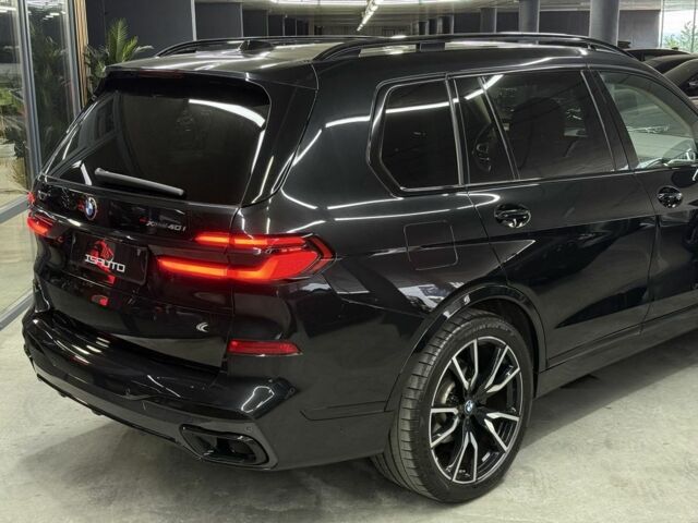 Черный БМВ X7, объемом двигателя 3 л и пробегом 25 тыс. км за 83900 $, фото 9 на Automoto.ua