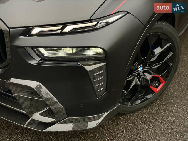 Черный БМВ X7, объемом двигателя 2.99 л и пробегом 50 тыс. км за 142000 $, фото 4 на Automoto.ua