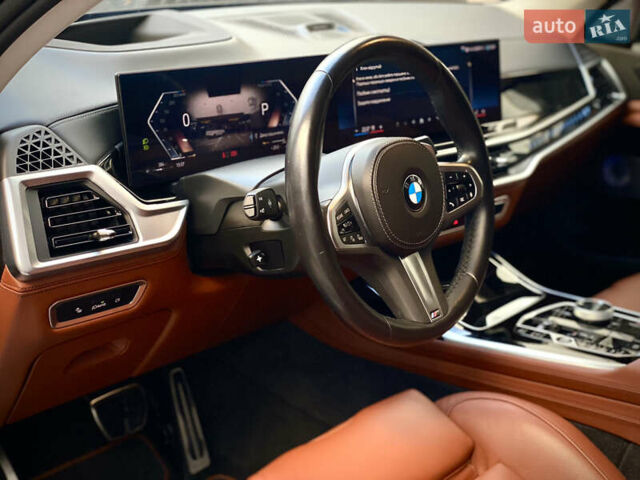 Черный БМВ X7, объемом двигателя 2.99 л и пробегом 57 тыс. км за 137990 $, фото 11 на Automoto.ua