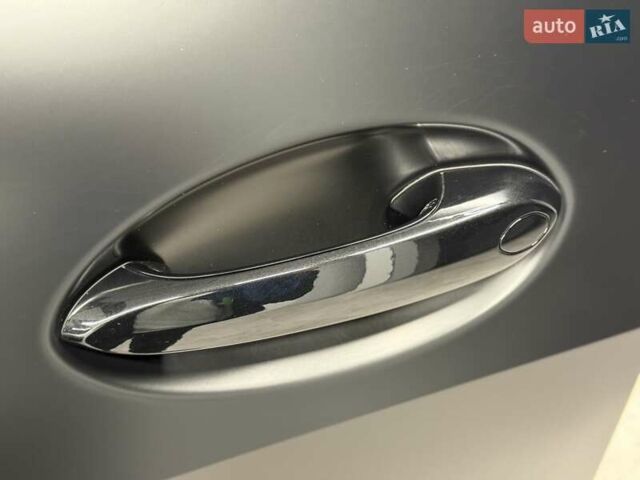 Черный БМВ X7, объемом двигателя 4.39 л и пробегом 25 тыс. км за 155990 $, фото 74 на Automoto.ua