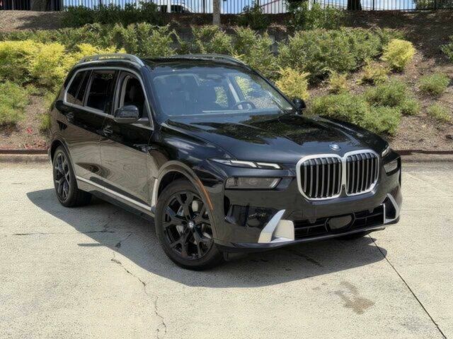 Черный БМВ X7, объемом двигателя 3 л и пробегом 25 тыс. км за 50000 $, фото 2 на Automoto.ua