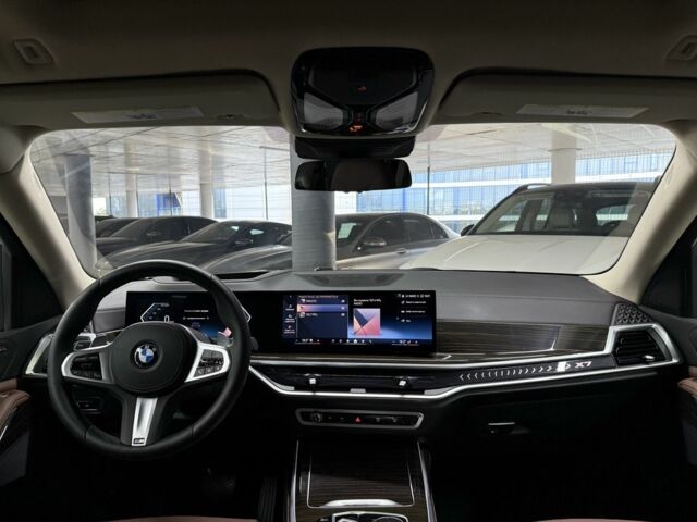 Черный БМВ X7, объемом двигателя 3 л и пробегом 25 тыс. км за 83900 $, фото 20 на Automoto.ua