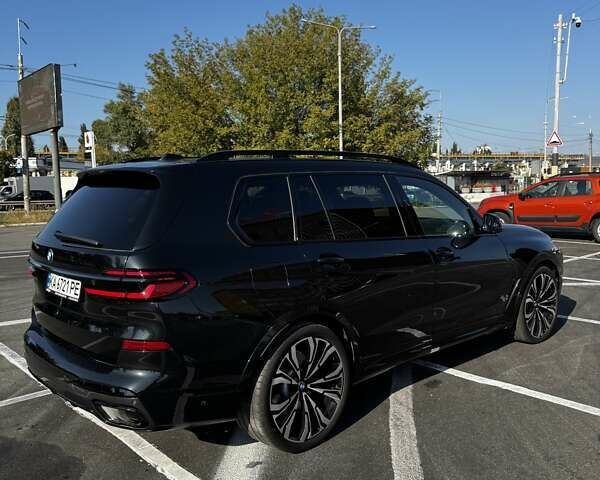Черный БМВ X7, объемом двигателя 3 л и пробегом 60 тыс. км за 132000 $, фото 1 на Automoto.ua