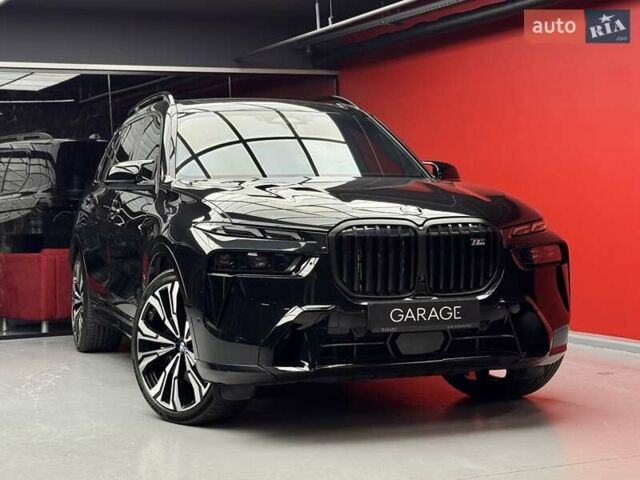 Черный БМВ X7, объемом двигателя 4.4 л и пробегом 61 тыс. км за 137700 $, фото 4 на Automoto.ua