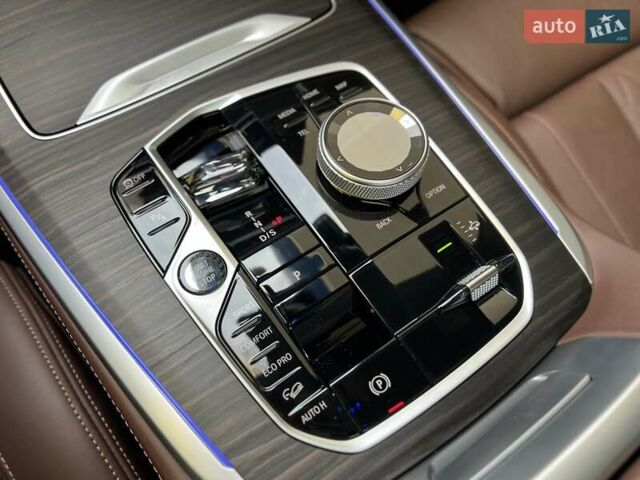 Чорний БМВ X7, об'ємом двигуна 2.99 л та пробігом 35 тис. км за 126000 $, фото 53 на Automoto.ua