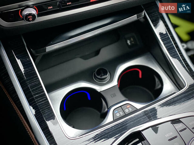 Черный БМВ X7, объемом двигателя 2.99 л и пробегом 50 тыс. км за 142000 $, фото 43 на Automoto.ua