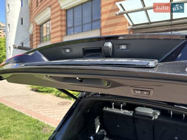 Черный БМВ X7, объемом двигателя 2.99 л и пробегом 33 тыс. км за 140000 $, фото 14 на Automoto.ua