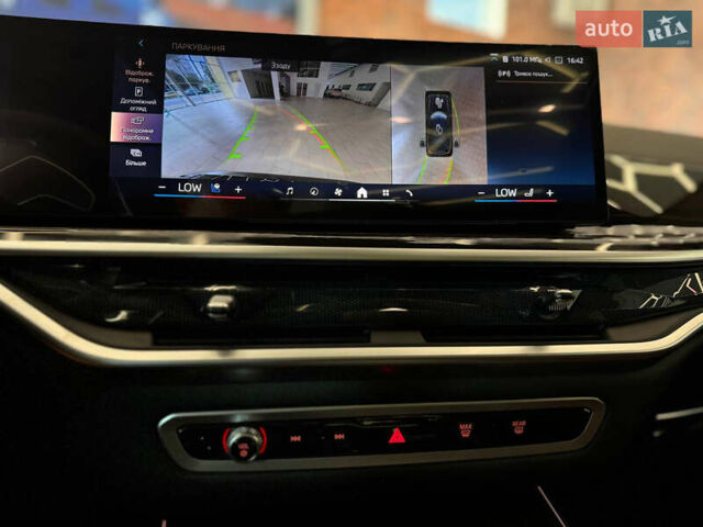 Черный БМВ X7, объемом двигателя 3 л и пробегом 1 тыс. км за 133000 $, фото 23 на Automoto.ua