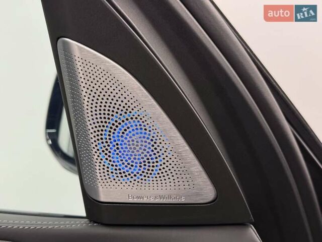 Черный БМВ X7, объемом двигателя 4.39 л и пробегом 25 тыс. км за 155990 $, фото 73 на Automoto.ua