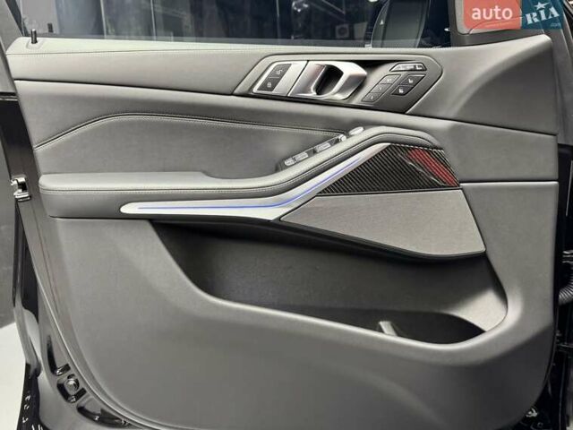 Черный БМВ X7, объемом двигателя 4.4 л и пробегом 61 тыс. км за 137700 $, фото 18 на Automoto.ua