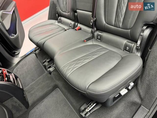 Черный БМВ X7, объемом двигателя 4.4 л и пробегом 61 тыс. км за 137700 $, фото 36 на Automoto.ua