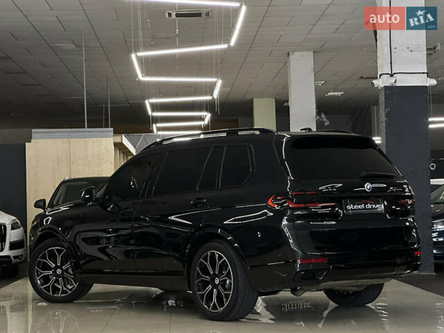 Черный БМВ X7, объемом двигателя 3 л и пробегом 29 тыс. км за 84999 $, фото 12 на Automoto.ua