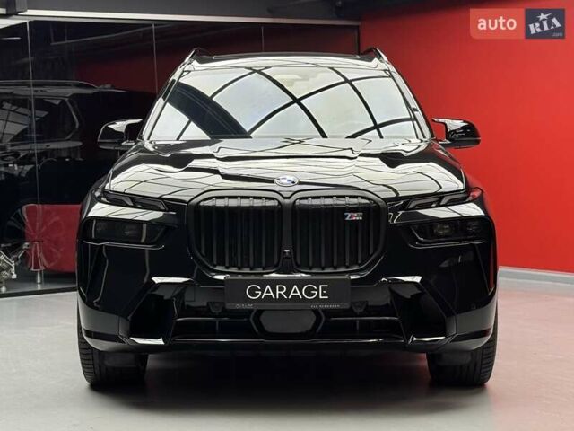 Черный БМВ X7, объемом двигателя 4.4 л и пробегом 61 тыс. км за 140900 $, фото 1 на Automoto.ua
