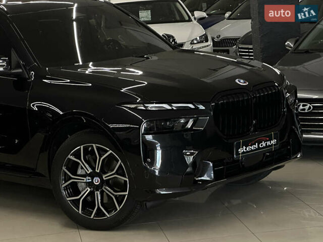 Черный БМВ X7, объемом двигателя 3 л и пробегом 29 тыс. км за 84999 $, фото 2 на Automoto.ua