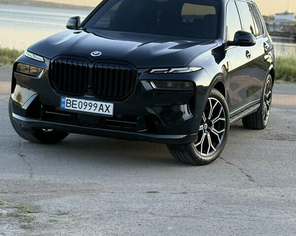 Черный БМВ X7, объемом двигателя 3 л и пробегом 28 тыс. км за 93000 $, фото 2 на Automoto.ua
