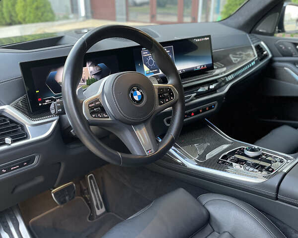 Черный БМВ X7, объемом двигателя 2.99 л и пробегом 60 тыс. км за 124999 $, фото 43 на Automoto.ua