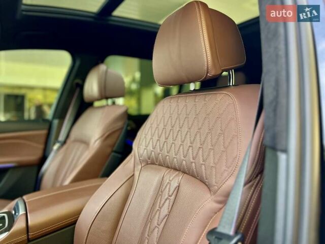 Чорний БМВ X7, об'ємом двигуна 2.99 л та пробігом 35 тис. км за 126000 $, фото 30 на Automoto.ua