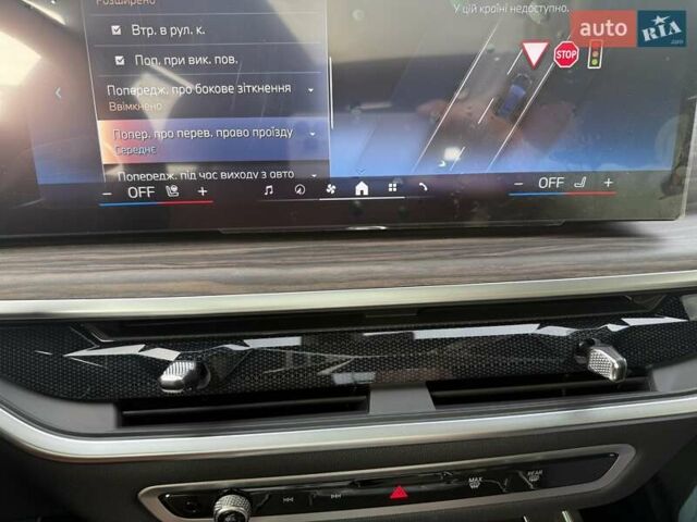 Черный БМВ X7, объемом двигателя 3 л и пробегом 1 тыс. км за 144111 $, фото 58 на Automoto.ua