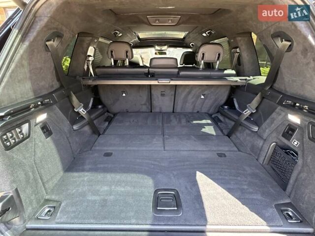 Черный БМВ X7, объемом двигателя 2.99 л и пробегом 33 тыс. км за 140000 $, фото 42 на Automoto.ua