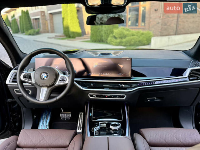 Черный БМВ X7, объемом двигателя 3 л и пробегом 19 тыс. км за 137700 $, фото 6 на Automoto.ua